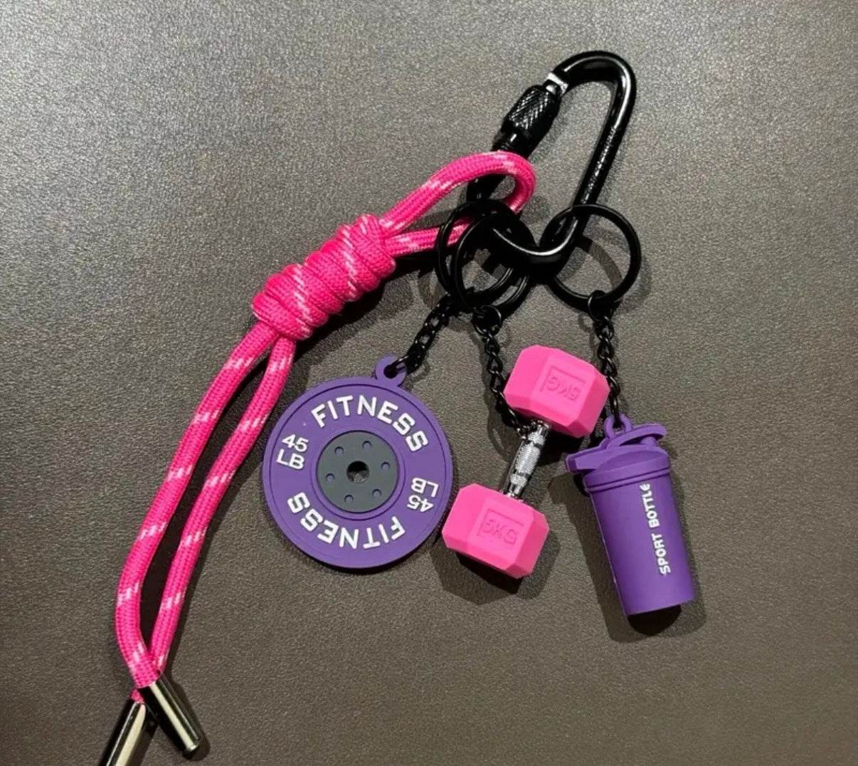 Portachiavi Sportivi con Bilanciere e Manubri.
